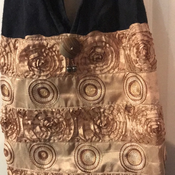 Like NEW. Cute. Trendy - Picture 2 of 4